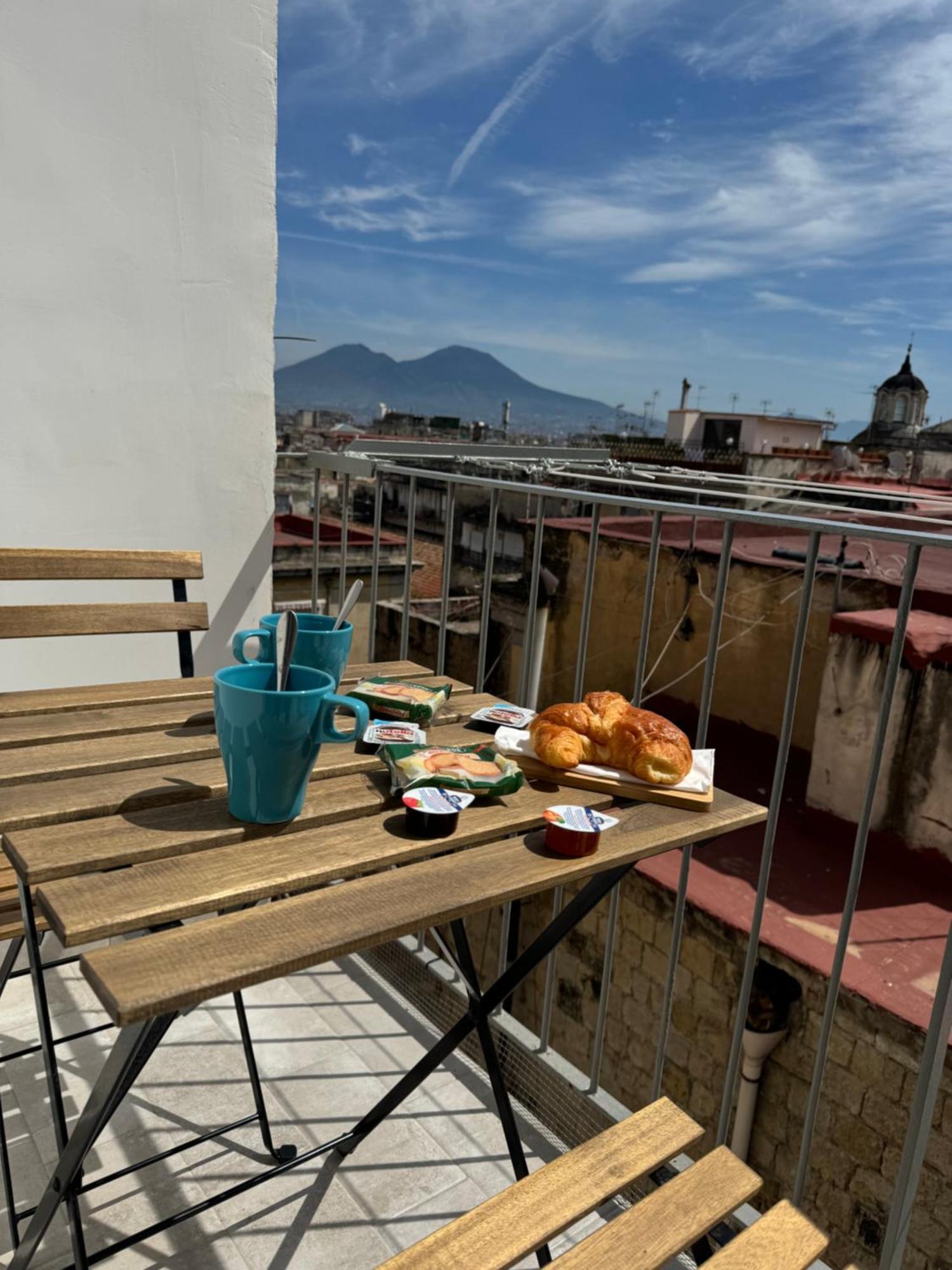 Fp Suite Napoli Esterno foto